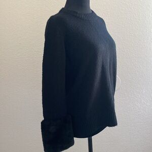 Magaschoni beautiful black sweater with faux fur cuffs  size S